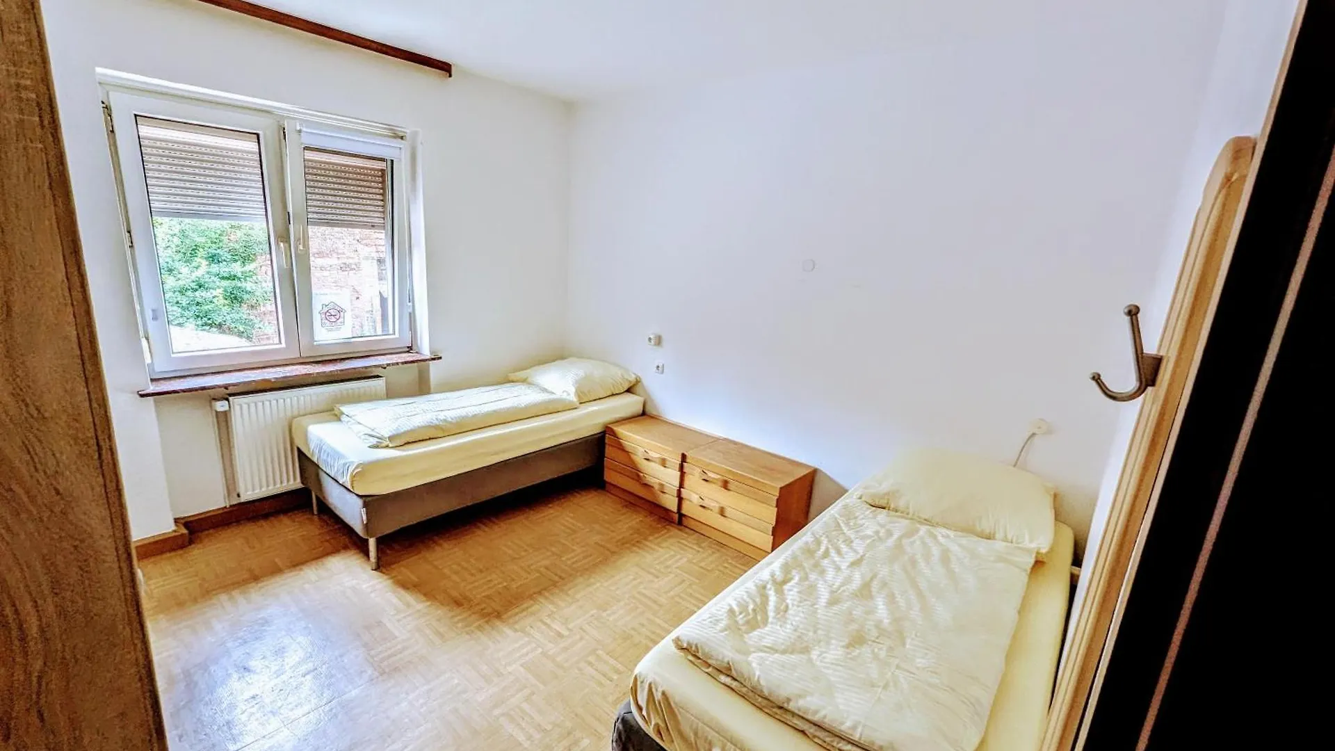 Ak-Monteurzimmer Großostheim 0*,