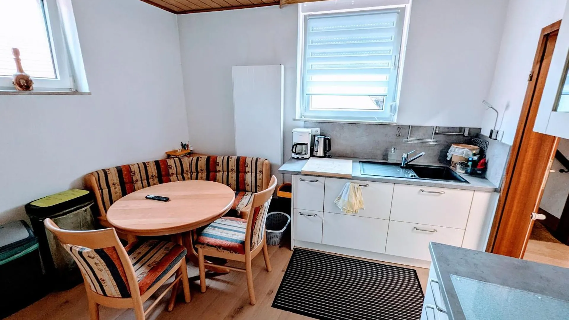 公寓 Ak-Monteurzimmer Großostheim